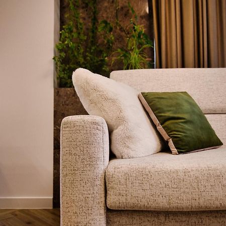 Appartamento Apartament "Zlote Lwy 18" Zator Esterno foto