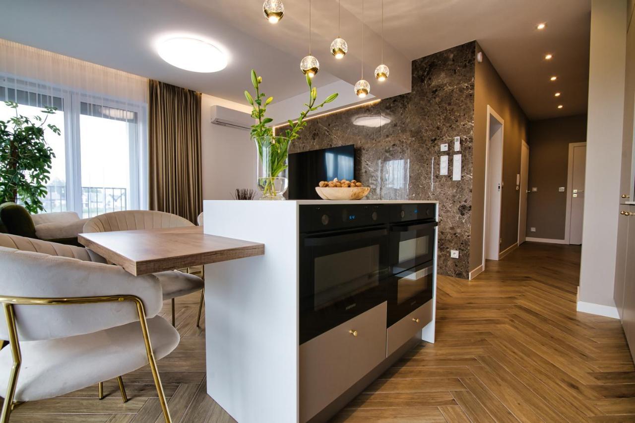 Appartamento Apartament "Zlote Lwy 18" Zator Esterno foto