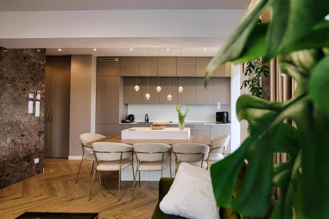 Appartamento Apartament "Zlote Lwy 18" Zator Esterno foto