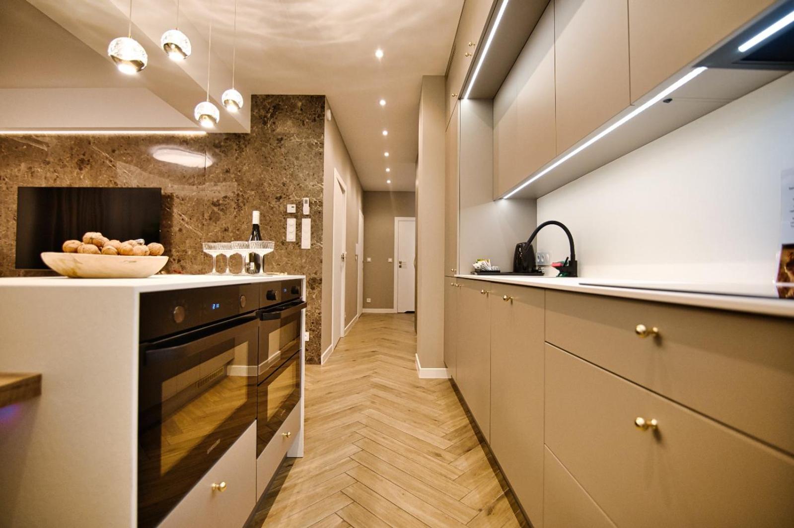 Appartamento Apartament "Zlote Lwy 18" Zator Esterno foto